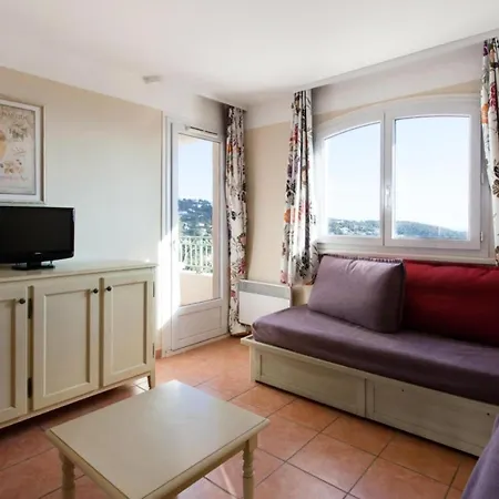 Lauriers - Maeva - 2 Pieces 5 Personnes Confort Mae-1800 *